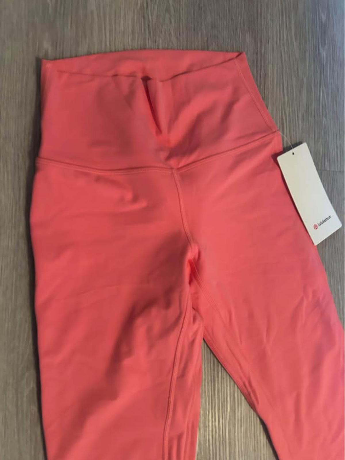Lulu Lemon size 8 Align 28” high rise coral