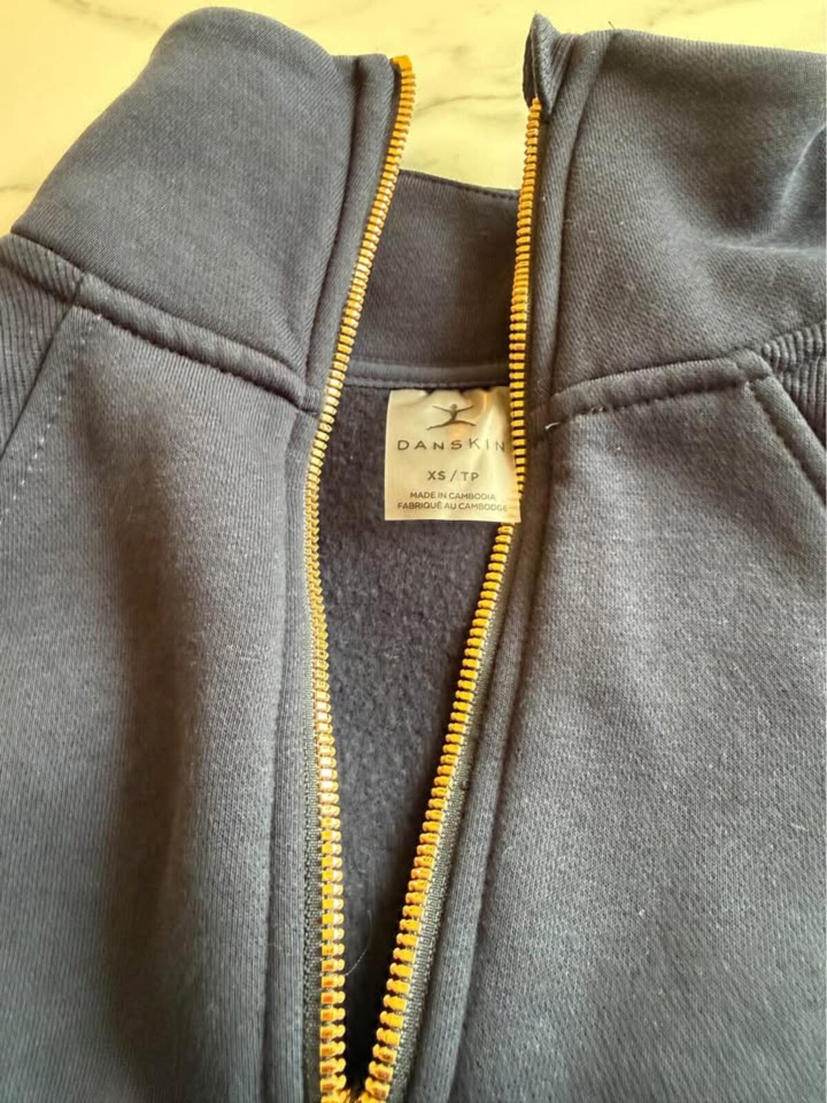Danskin Navy Quarter-Zip Pullover XS/TP
