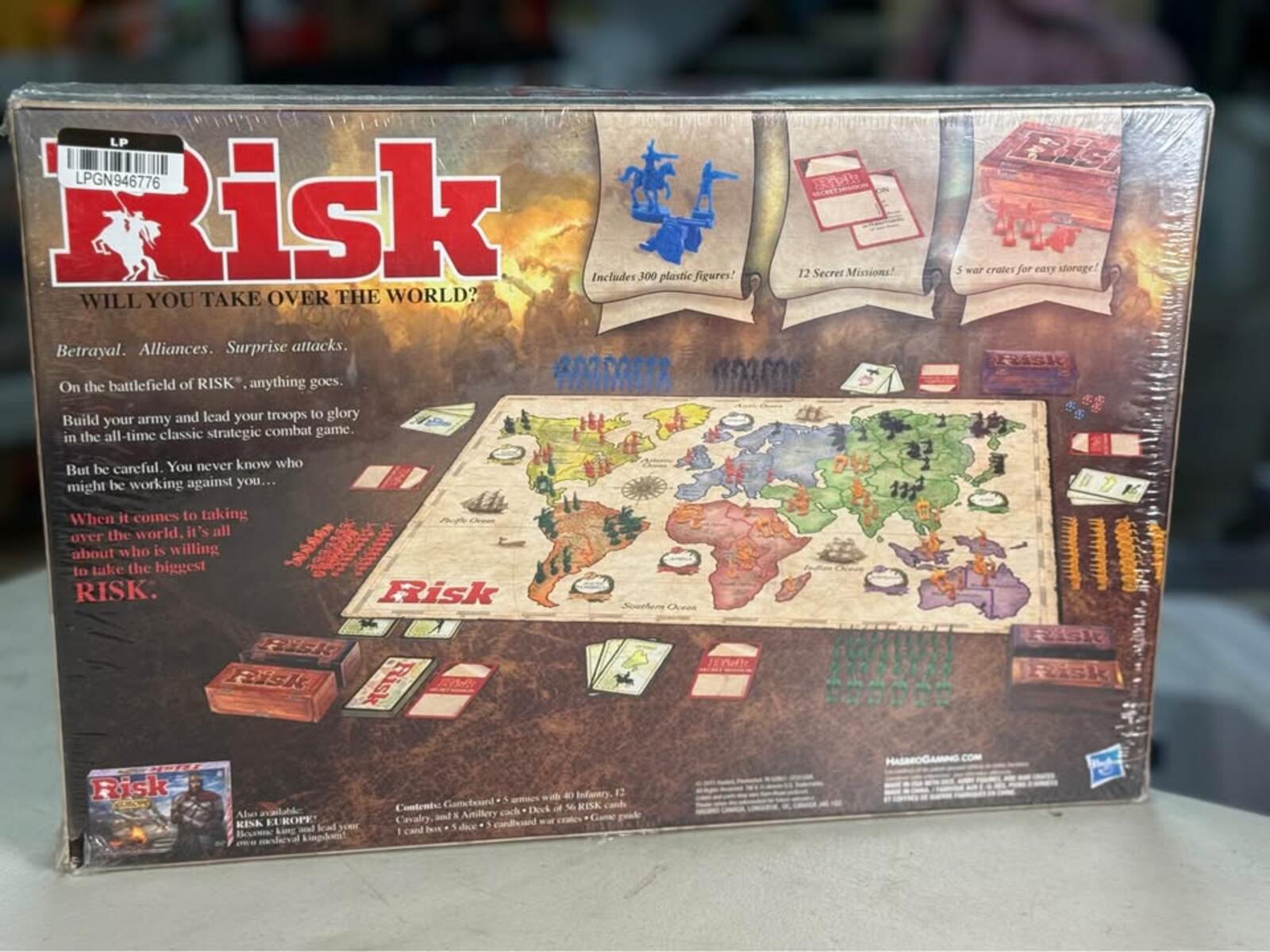 Hasbro Risk board game new sealed