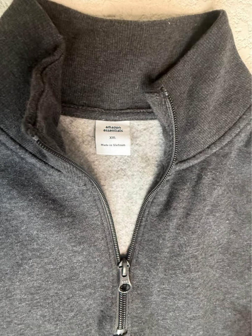 Amazon Essentials dark gray quarter zip sweatshirt XXL