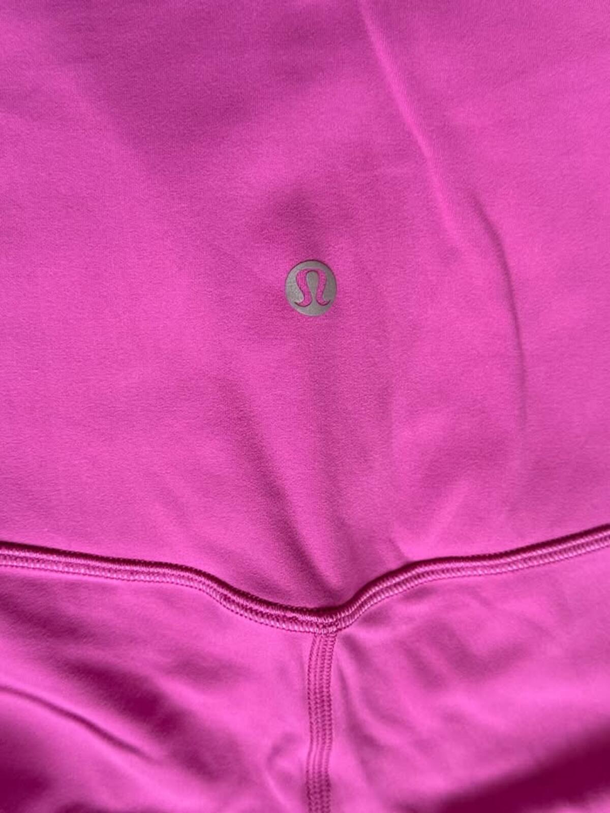 Lululemon Capri Leggings Size 10 Fuchsia