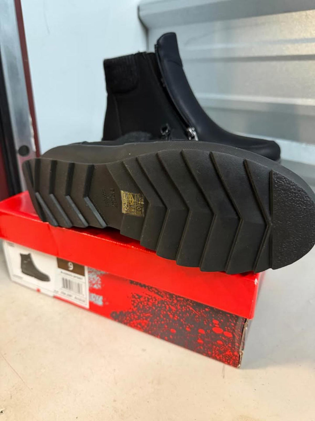 Blondo Sport Women's Black Waterproof Boots Size 9