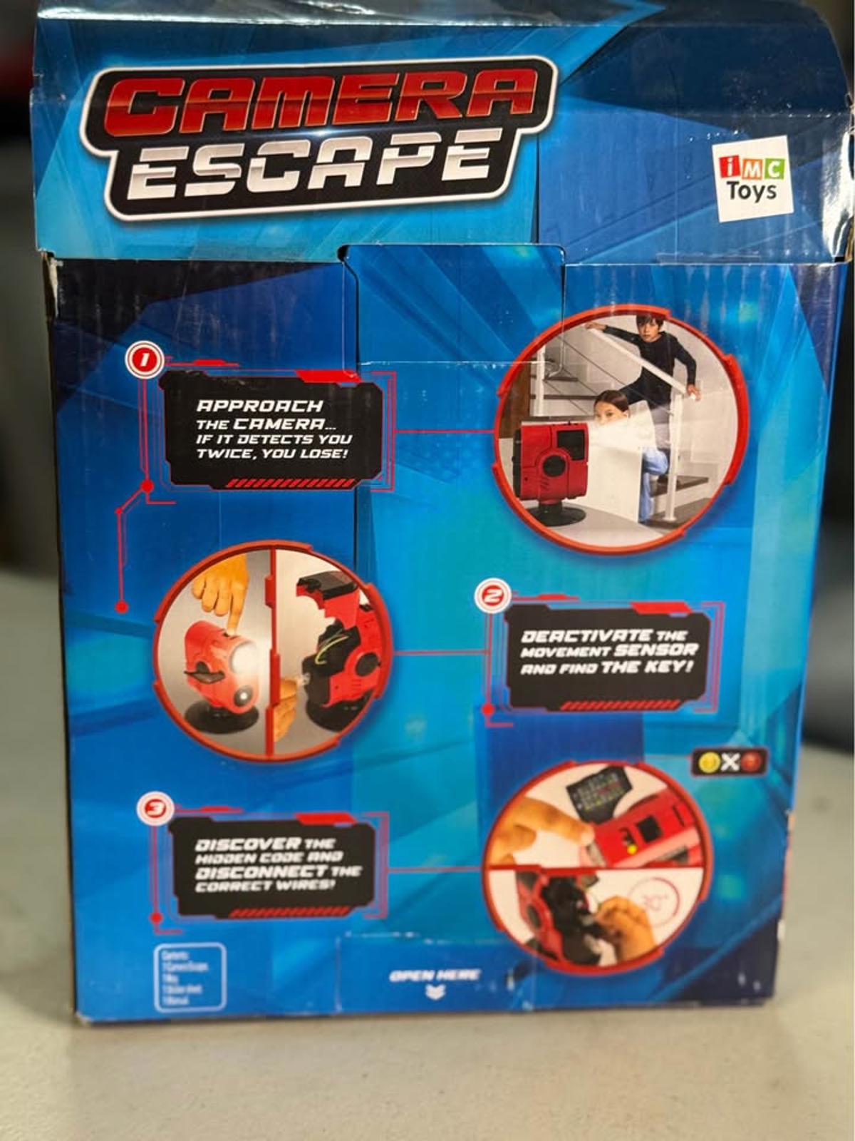IMC Toys Camera Escape Stealth Mode Game
