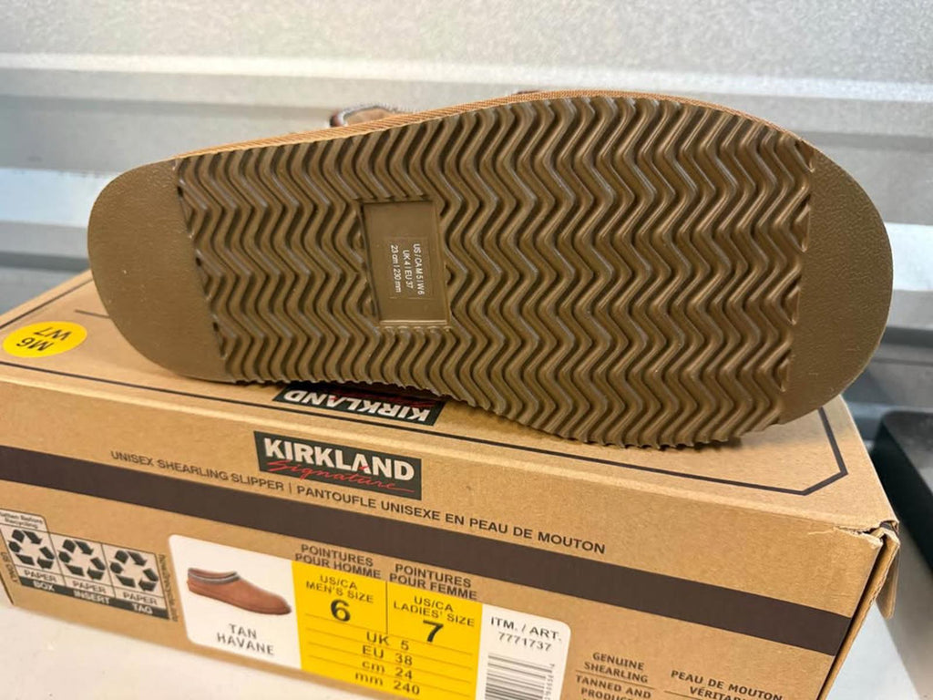 Kirkland Signature Unisex Shearling Slippers Ladies Size 7 Mens 6