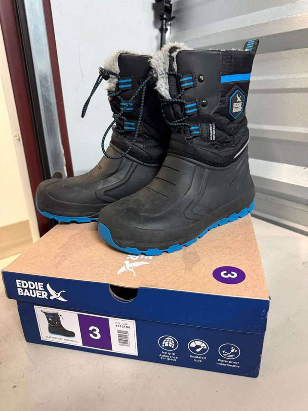 Eddie Bauer Kids Snow Boots Size 3 Black Blue