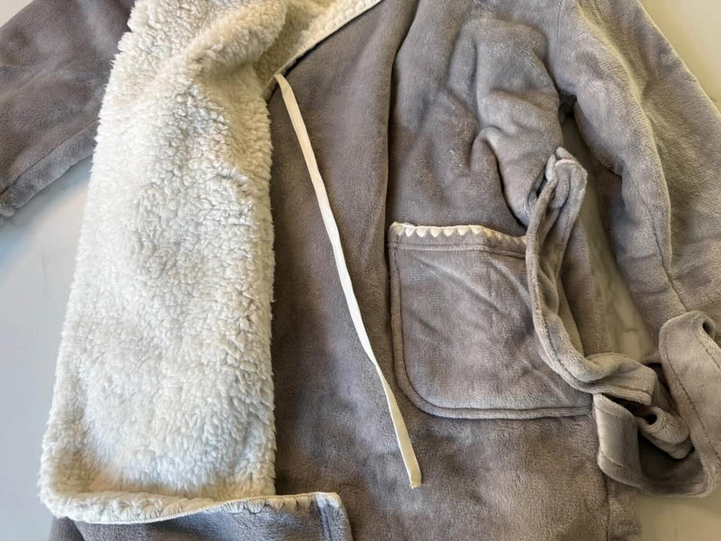Midnight Gray Plush Sherpa Hooded Robe L/G