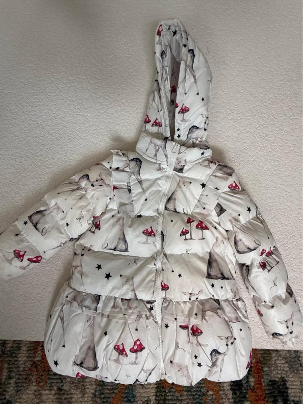 Kids white hooded puffer jacket deer mushroom print size 120