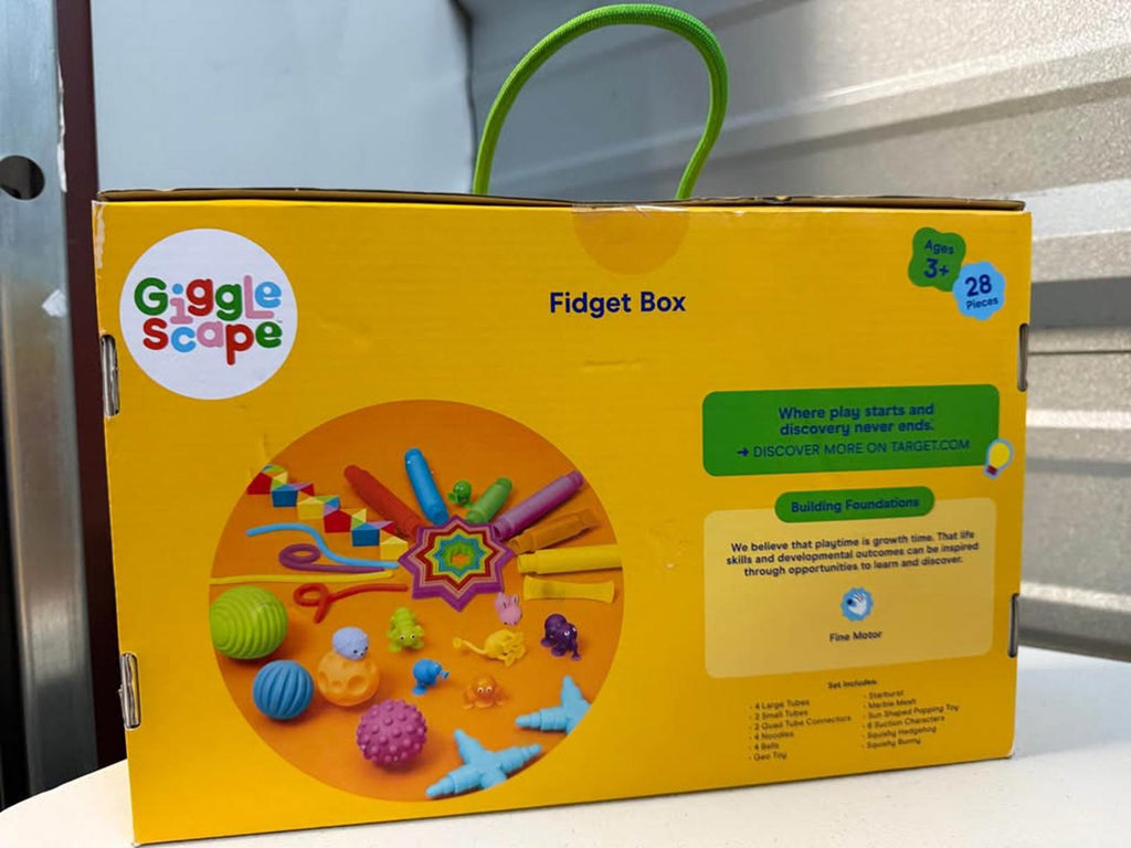 Giggle Scape Fidget Box New 28 Pcs Ages 3+