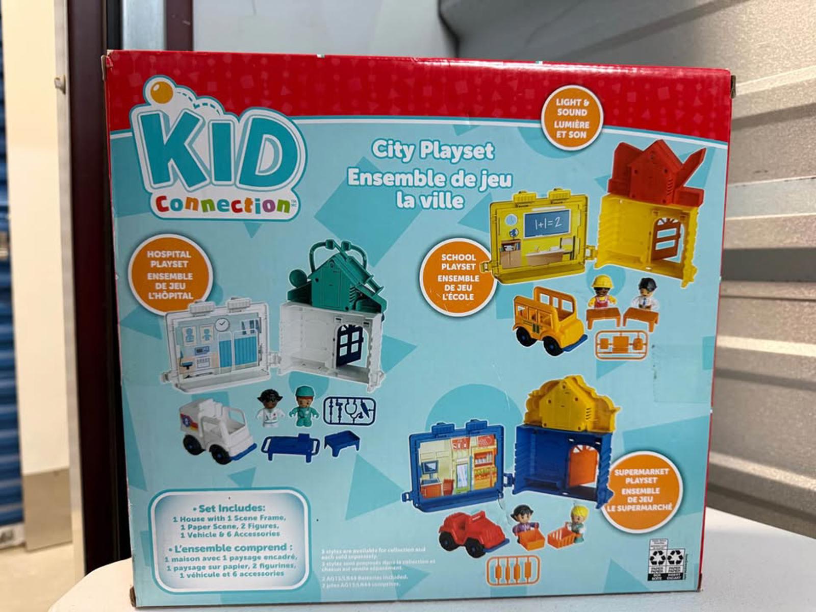 Kid Connection City Supermarket Playset Light & Sound 12 Pcs