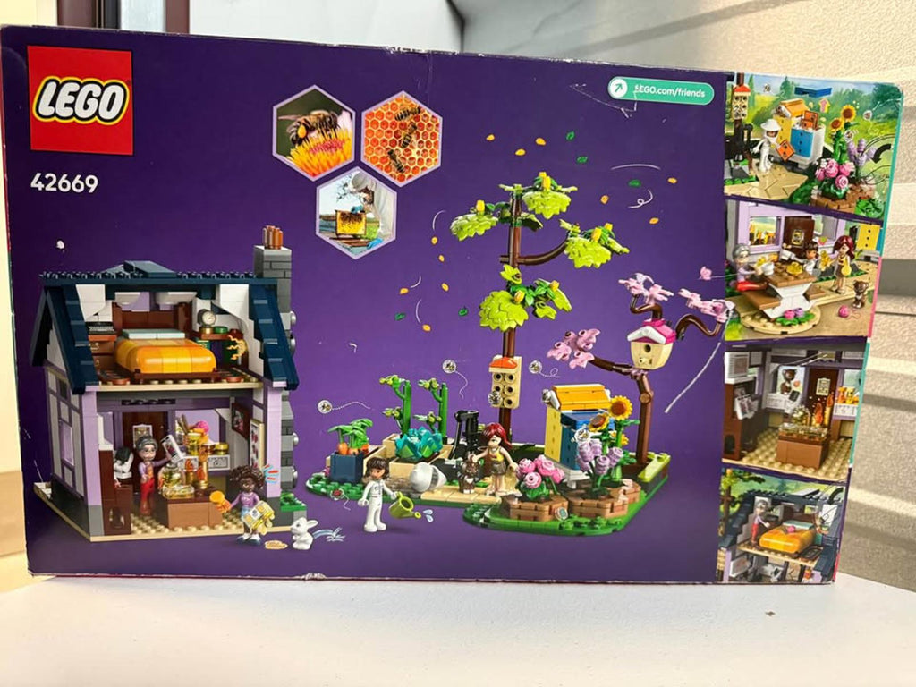 LEGO Friends Beekeepers' House and Flower Garden 42669 New Sealed