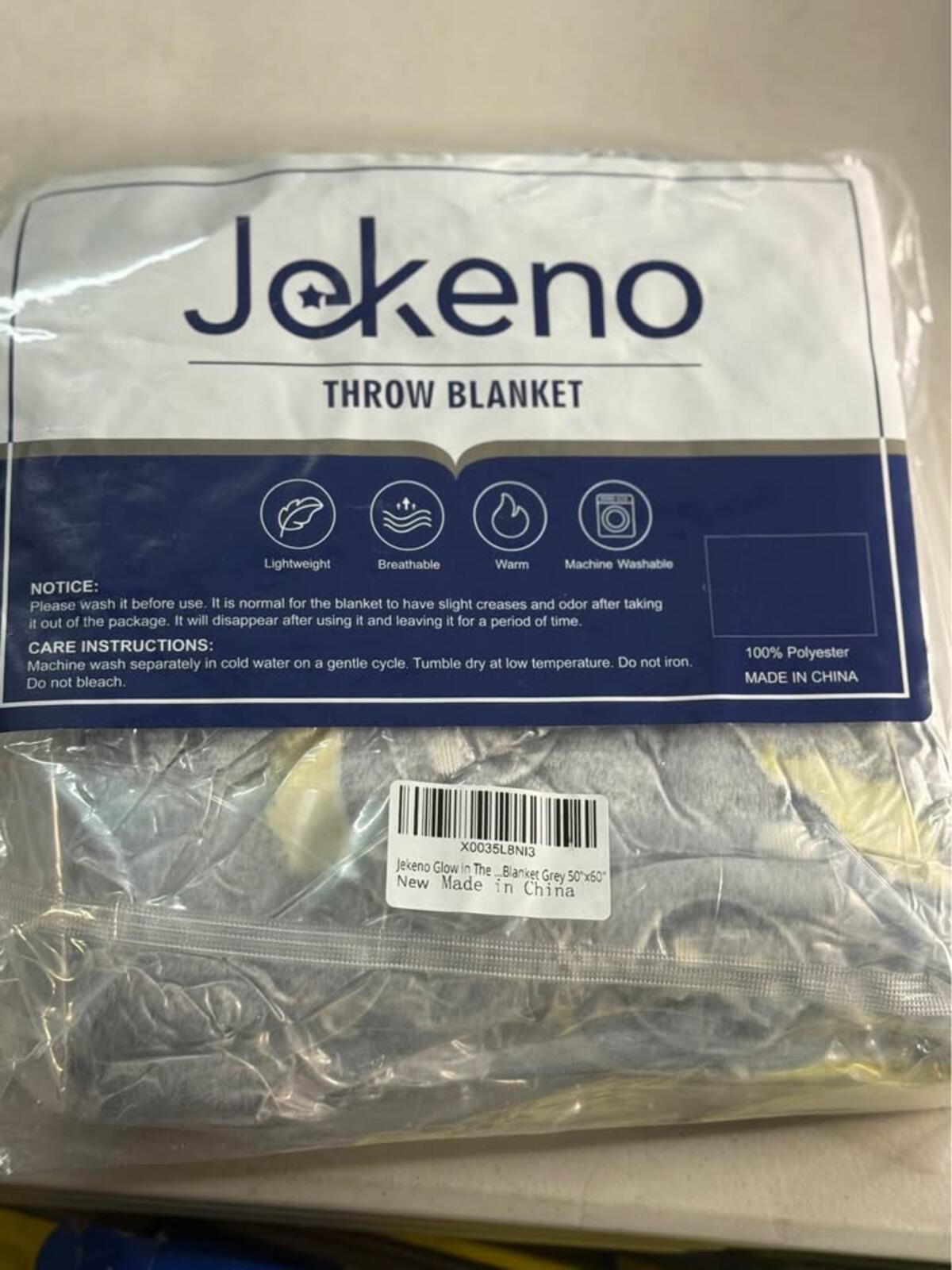 Jekeno Glow in Dark Gaming Controller Blanket 50x60 Grey