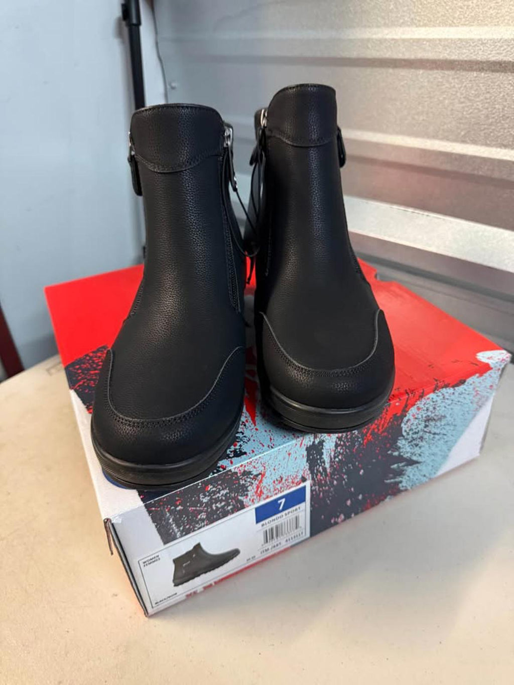 Blondo Sport Black Thinsulate Boots Women's 7