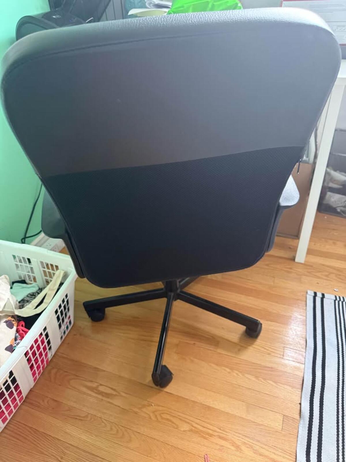 Black High-Back Office Chair