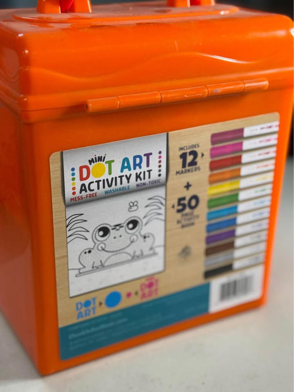 Chuckle & Roar Mini Dot Art Activity Kit 12 Markers 50 Page Book