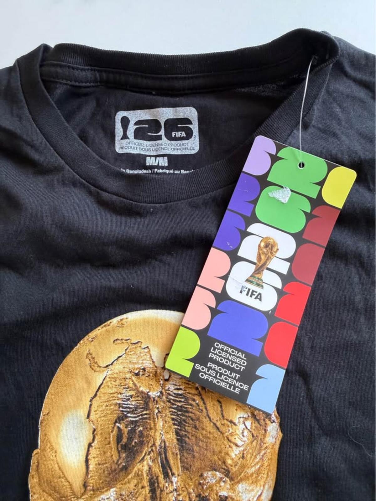 New FIFA World Cup 26 Black T-shirt Size M/M