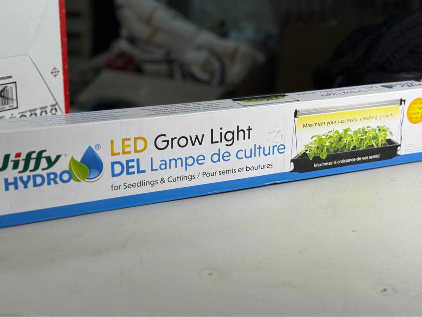 Jiffy Hydro LED Grow Light for Seedlings & Cuttings 2 ft