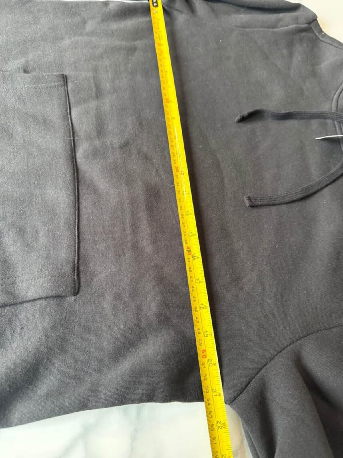 Black Pullover Hoodie S-M