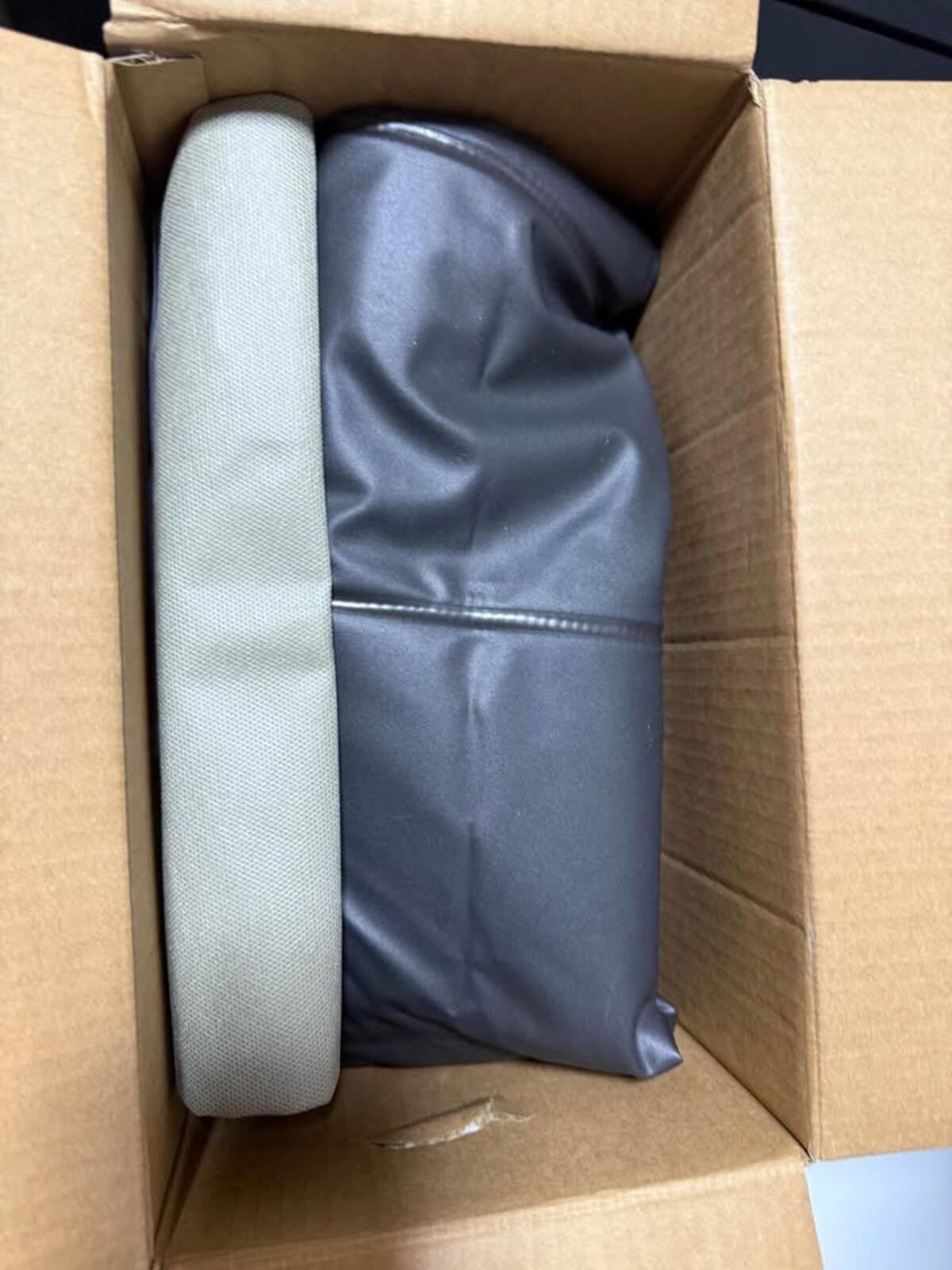 Intex Dura-Beam Plus Deluxe Pillow Rest Raised Airbed Twin