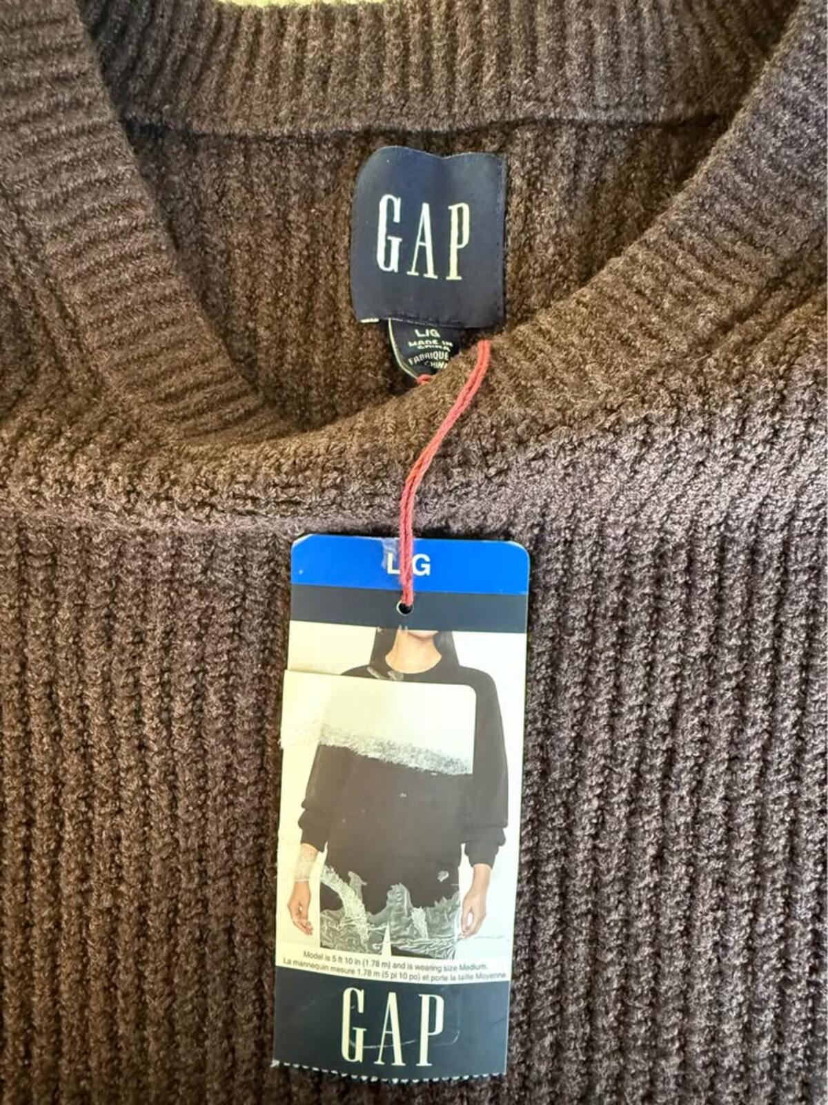 GAP Brown Ribbed Sweater Large NWT