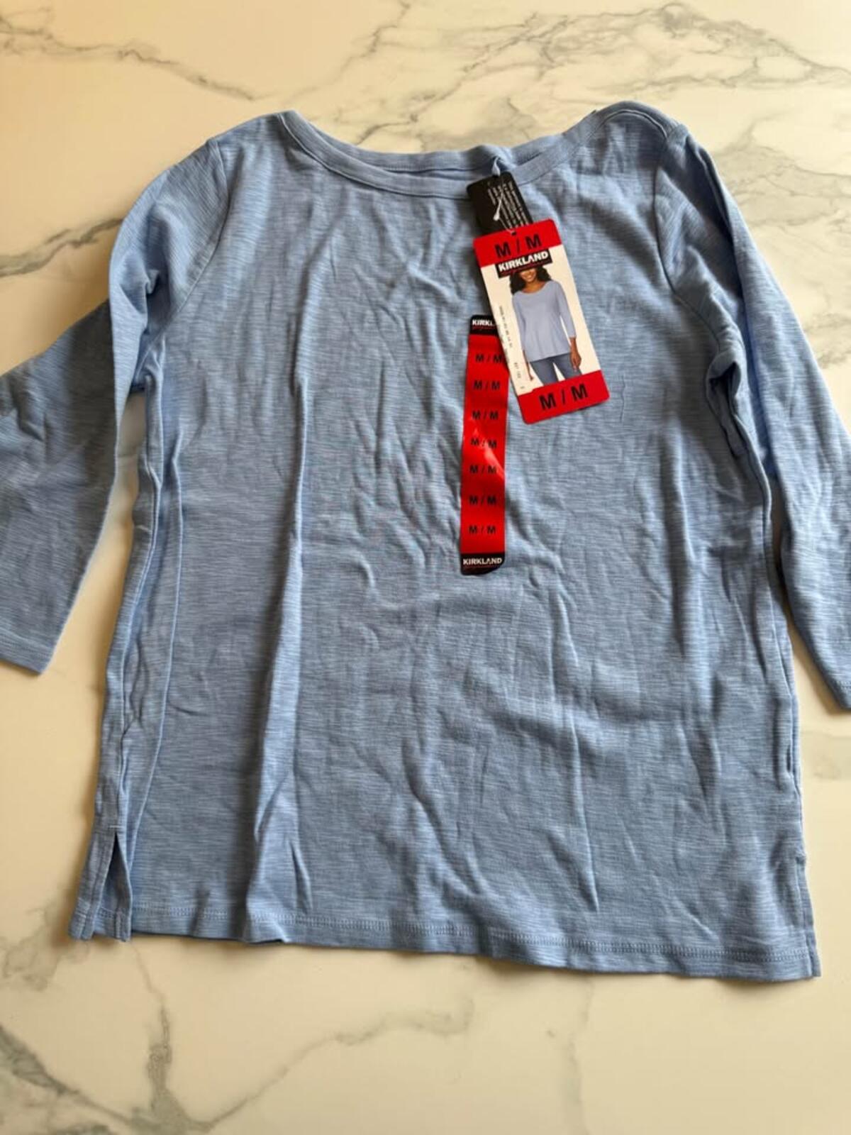 Kirkland Signature Women's Blue Long Sleeve Top M