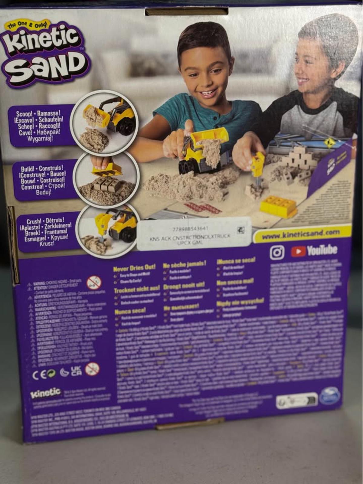 Kinetic Sand Construction Truck Set Dig & Demolish