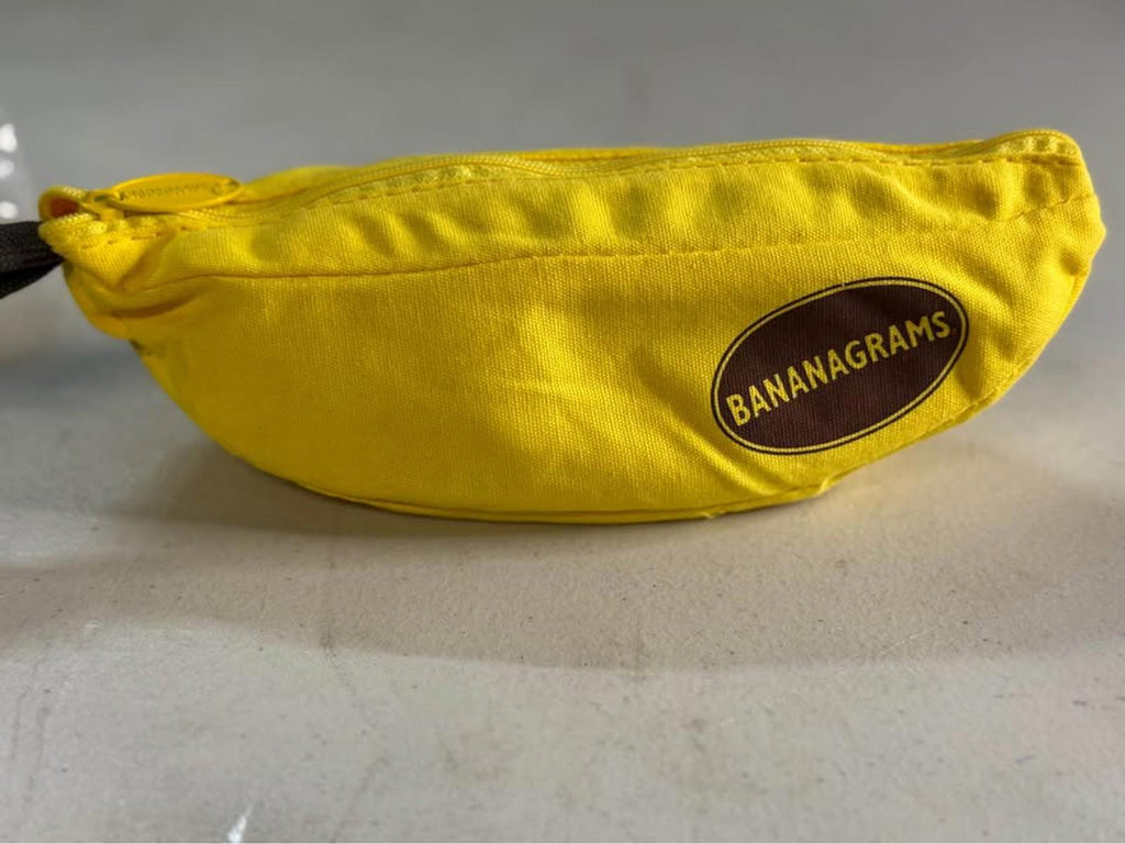 Bananagrams word game travel pouch
