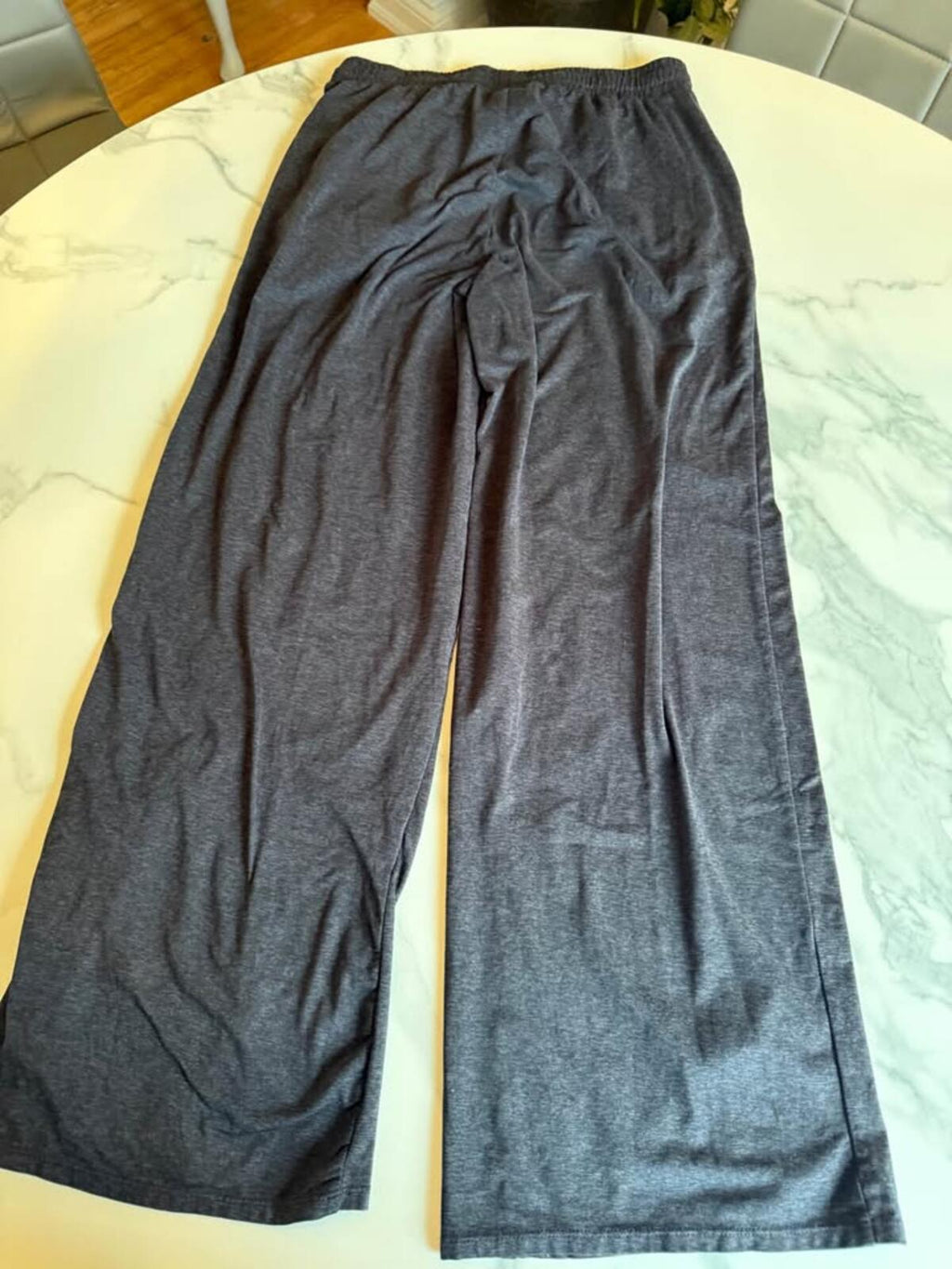 Kirkland Signature Women's Gray Wide Leg Lounge Pants M
