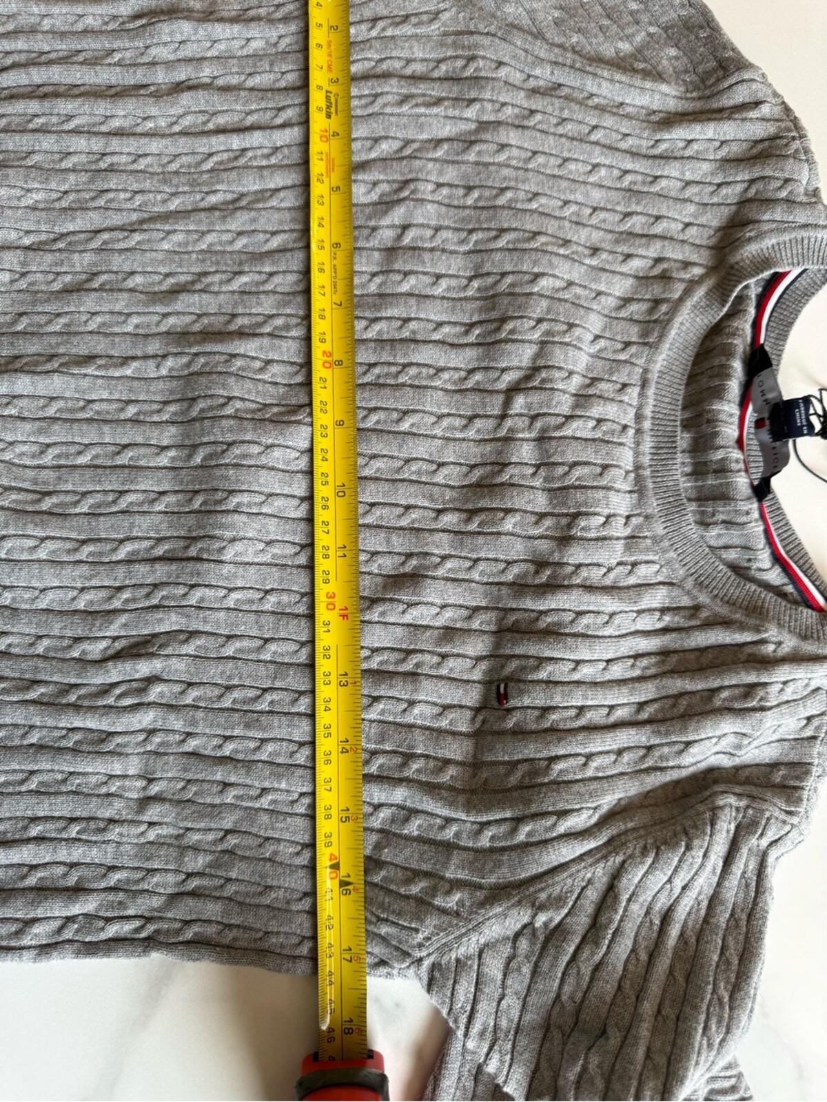 Tommy Hilfiger Light Gray Cable Knit Sweater