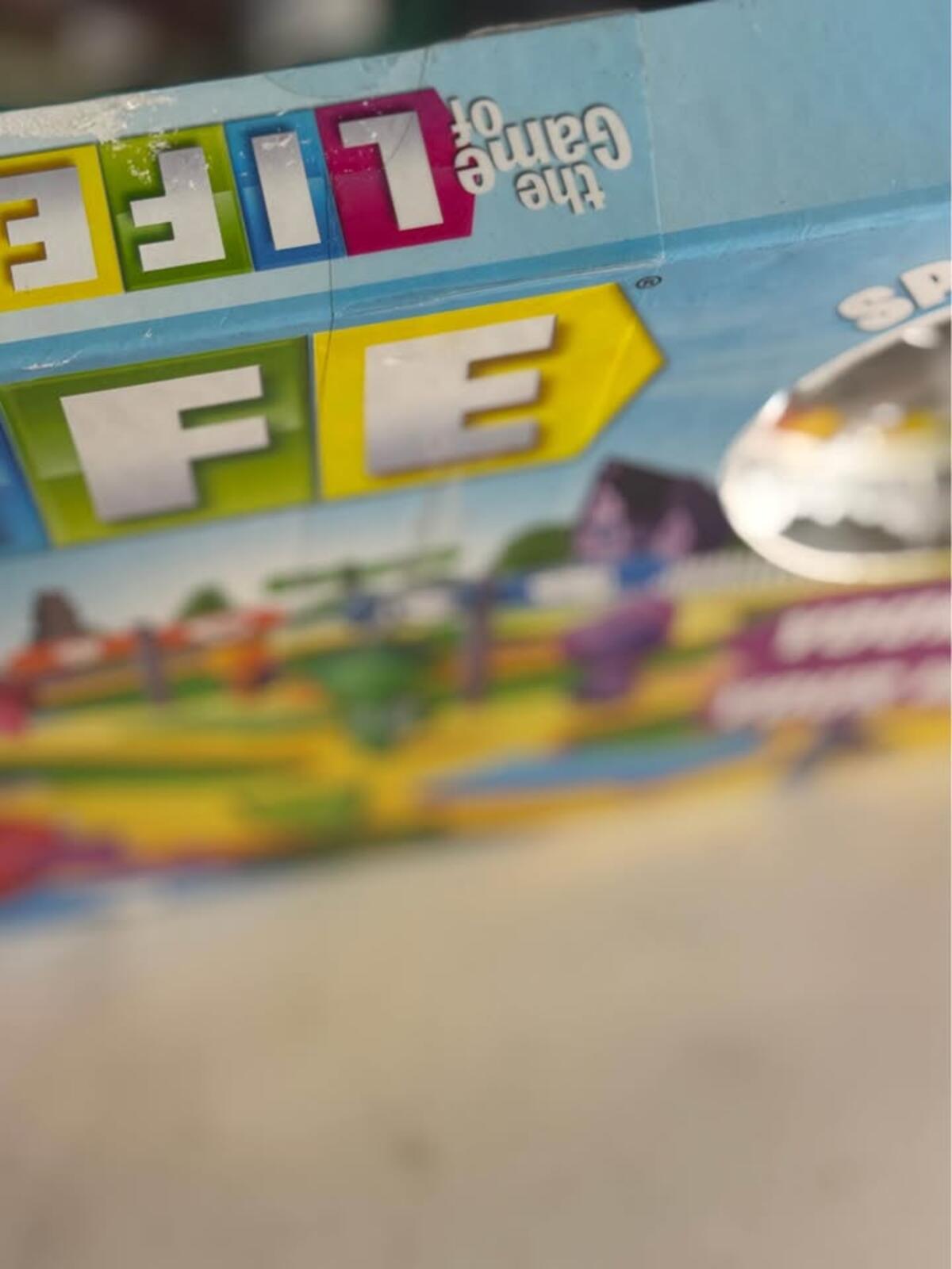 Hasbro The Game of Life Board Game